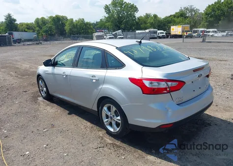 2014 Ford Focus Se z USA, uszkodzony, nr VIN 1FADP3F29EL194949